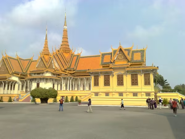 Royal-Palace_Klein